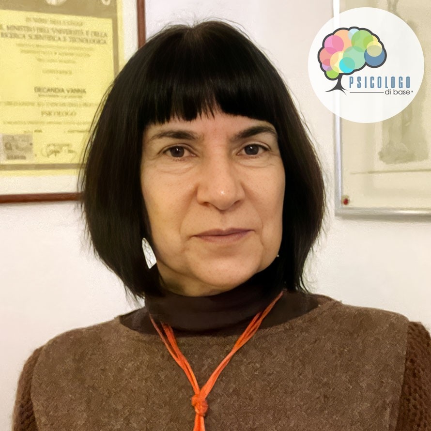 Dott.ssa Vanna Decandia, Psicoterapeuta ad orientamento Psicodinamico e Gruppoanalisi