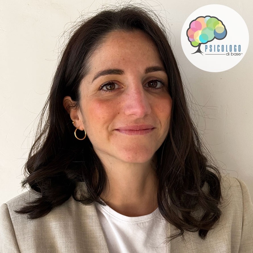 Dott.ssa Giada Gallo, Psicologa a Pozzuoli, supporto psicologico per depressione, fobie e difficoltà relazionali